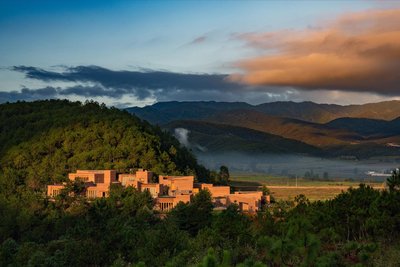 喜林苑沙溪夯土酒店