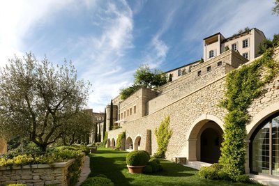 戈爾德巴斯蒂德藍莓酒店