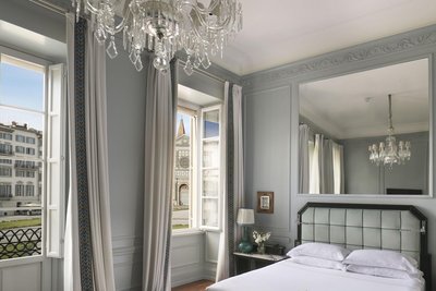 The Place 佛羅倫酒店