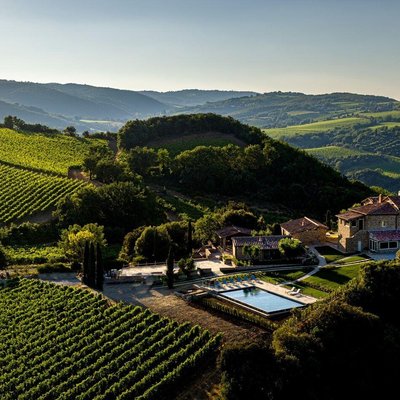 馬斯特羅揚尼莊園