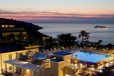 拉費沃利塔大酒店