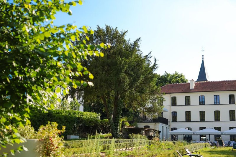 Domaine Reine Margot Paris Issy MGallery Collection