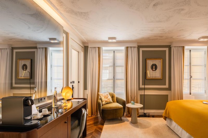 Hôtel les Lumières - Relais & Châteaux