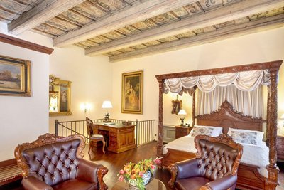 布拉格鐵門套房酒店