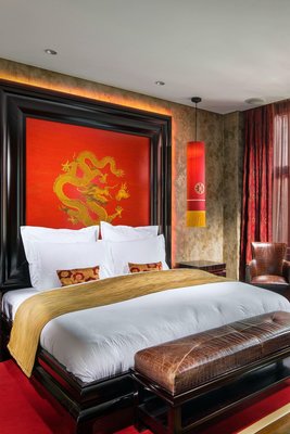 布拉格佛陀酒吧酒店