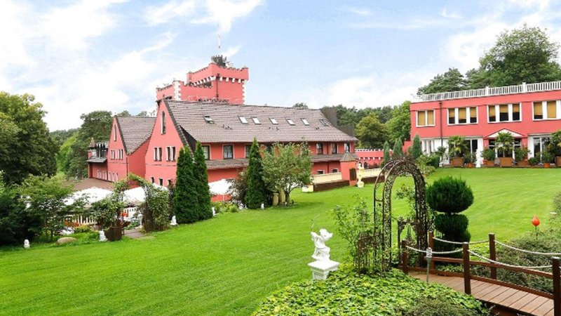 施特勞斯貝格雷克賽德-布格酒店