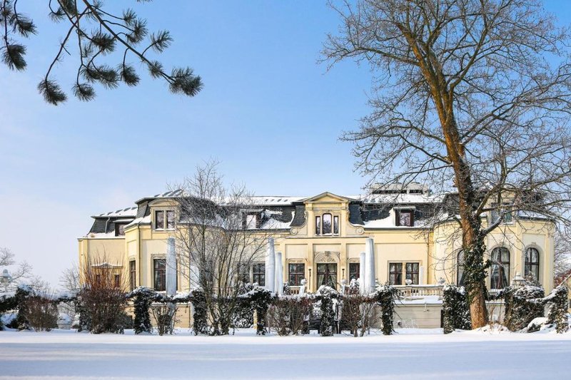 布萊頓菲爾德城堡&塔古格酒店