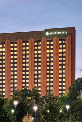 墨爾本公園鉑爾曼酒店