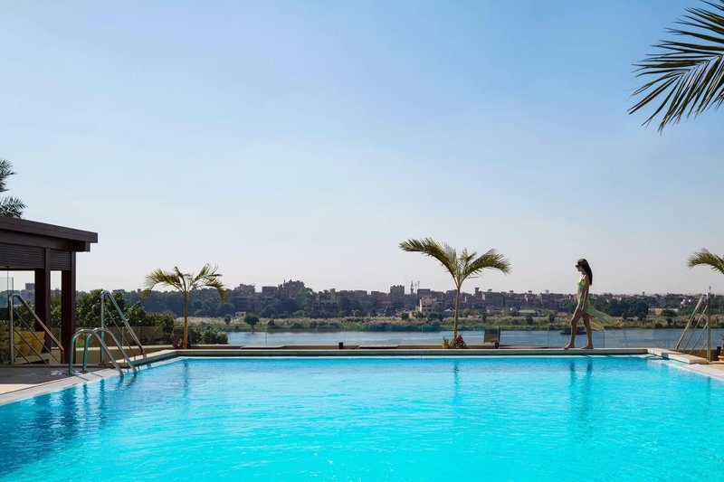 開羅馬阿迪假日酒店及套房