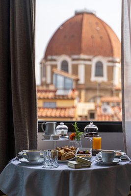 瑟雷塔尼美憬閣酒店