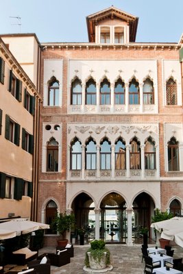 百夫長宮新浪酒店