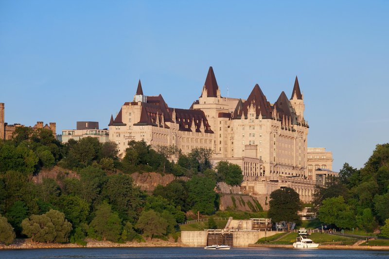 費爾蒙特洛裏耶堡酒店