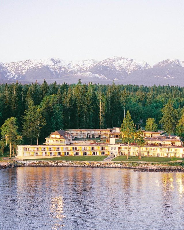 Kingfisher Pacific Resort & Spa