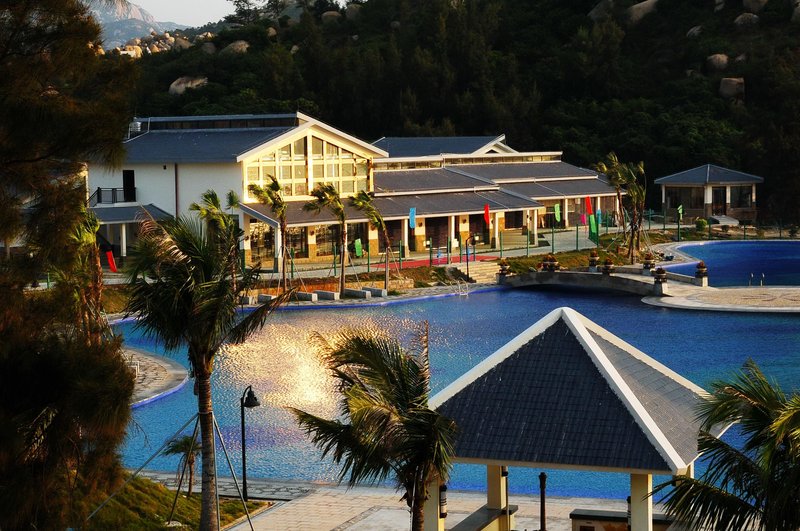 Naqin Peninsula Geological Ocean Park Hotel