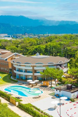 桃園高爾夫俱樂部 ∙ 悦華大酒店