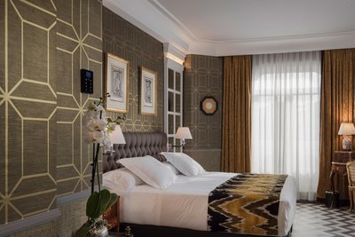 瑞雷斯&城堡傳統酒店