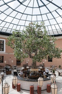 布里烏埃加特立薩熱浴中心