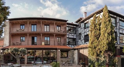 Jerte Aura spa酒店