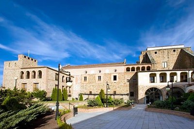 普拉森西亞旅館