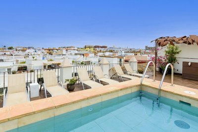 維拉帕內斯宮殿酷客房酒店