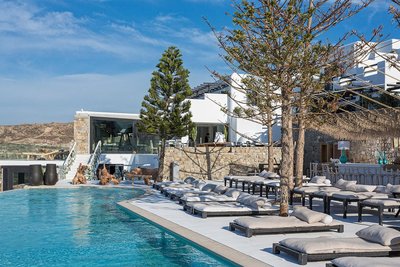 麥肯尼亞烏託邦度假村及城堡