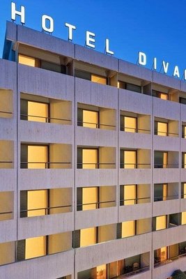迪瓦尼宮衞城酒店