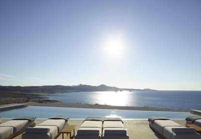 多姆斯白海岸米洛斯, 世界小型豪華酒店 – 限成人