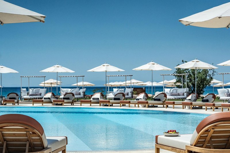 91 Athens Riviera, the Resort