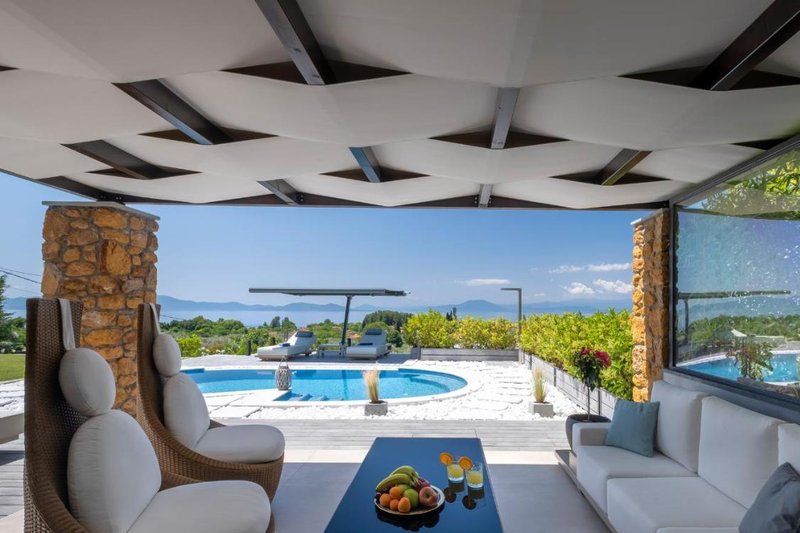 Iakovakis Suites & Spa