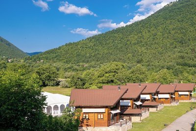 納圖拉小屋旅館