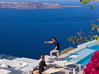 阿斯特拉套房酒店