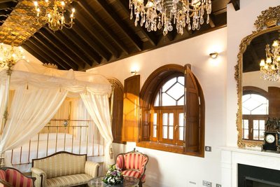 塞維利亞雅典娜酒店