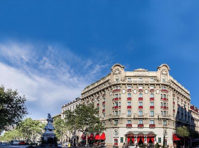 巴塞隆拿宮殿酒店