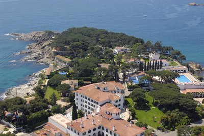 德拉加維納GL旅館