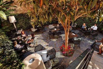 奧利維亞廣場酒店