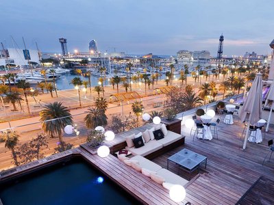 杜克薩德卡多納4星高級酒店