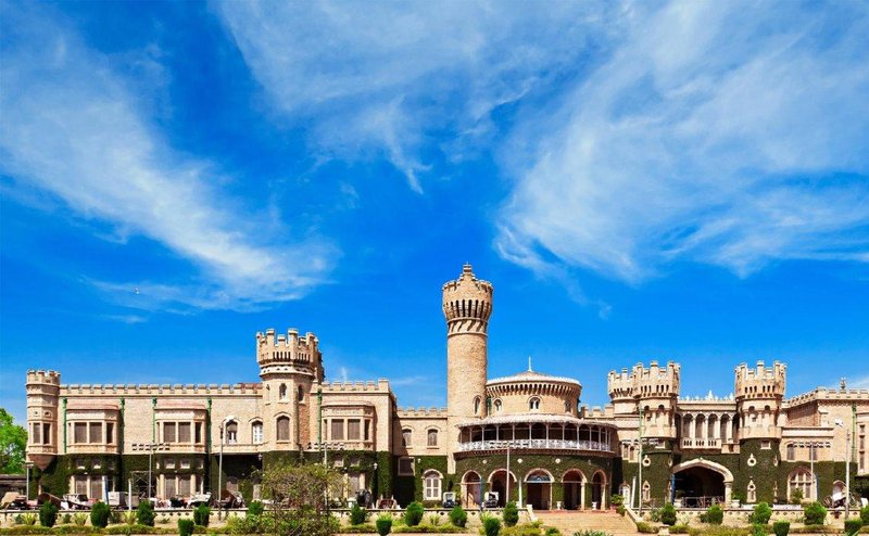 Davanam Sarovar Portico Suites Bengaluru