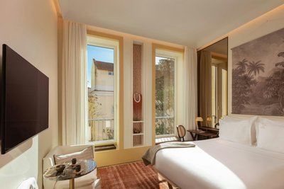 伊文思酒店,傲途格精選