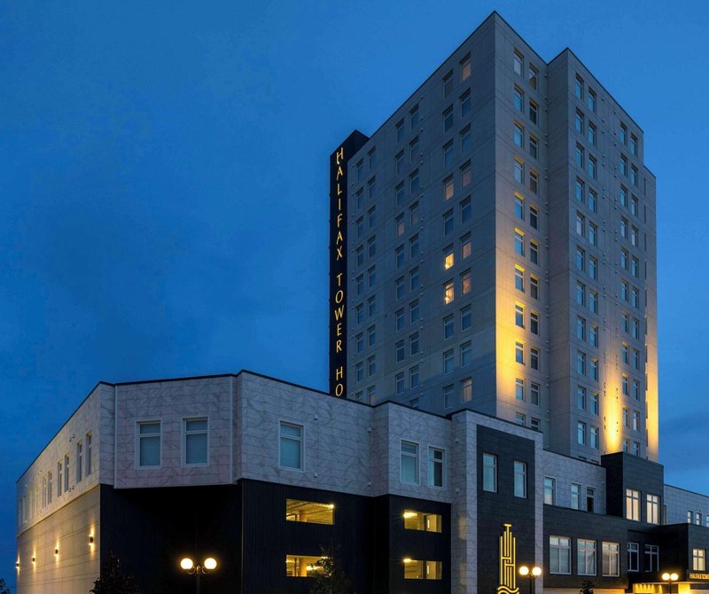 哈里法克斯塔酒店及會議中心,升級酒店集合