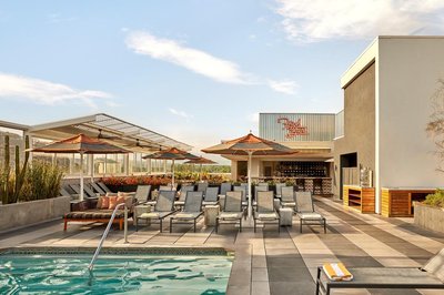 棕櫚泉·羅文·金普頓酒店