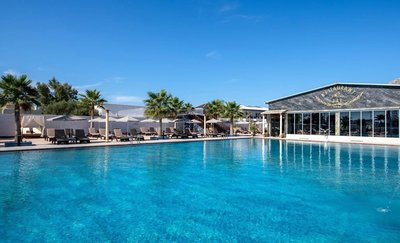 天堂豪華套房酒店