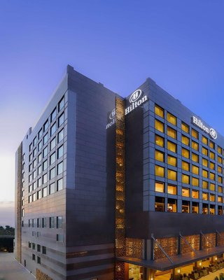 金奈希爾頓酒店