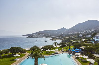 伊羅達海灘酒店