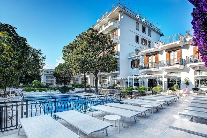 Majestic Palace Hotel