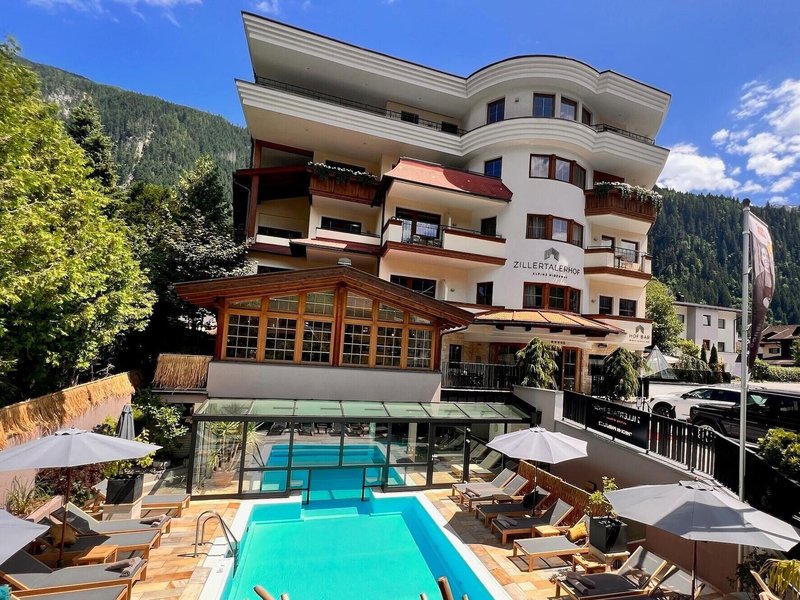 Alpine Hideaway Zillertalerhof - 4 Sterne Superior