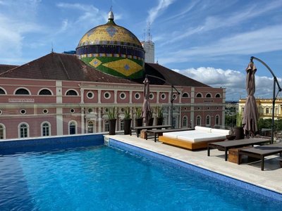 朱瑪歌劇院酒店