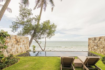 泰巴卡梅爾尊爵度假村