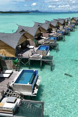 仙本那果凍海水屋