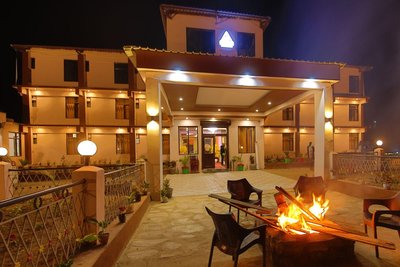 阿姆利塔拉阿瓦德酒店