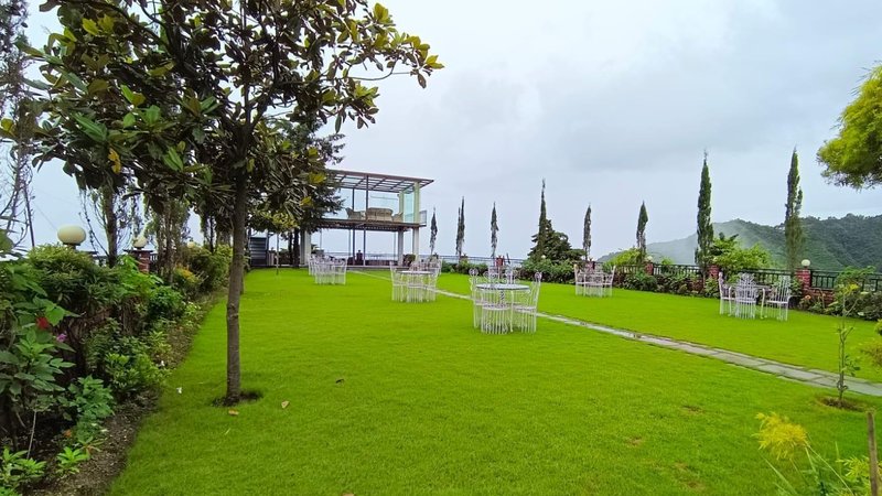 Hotel Bulaakh Resort